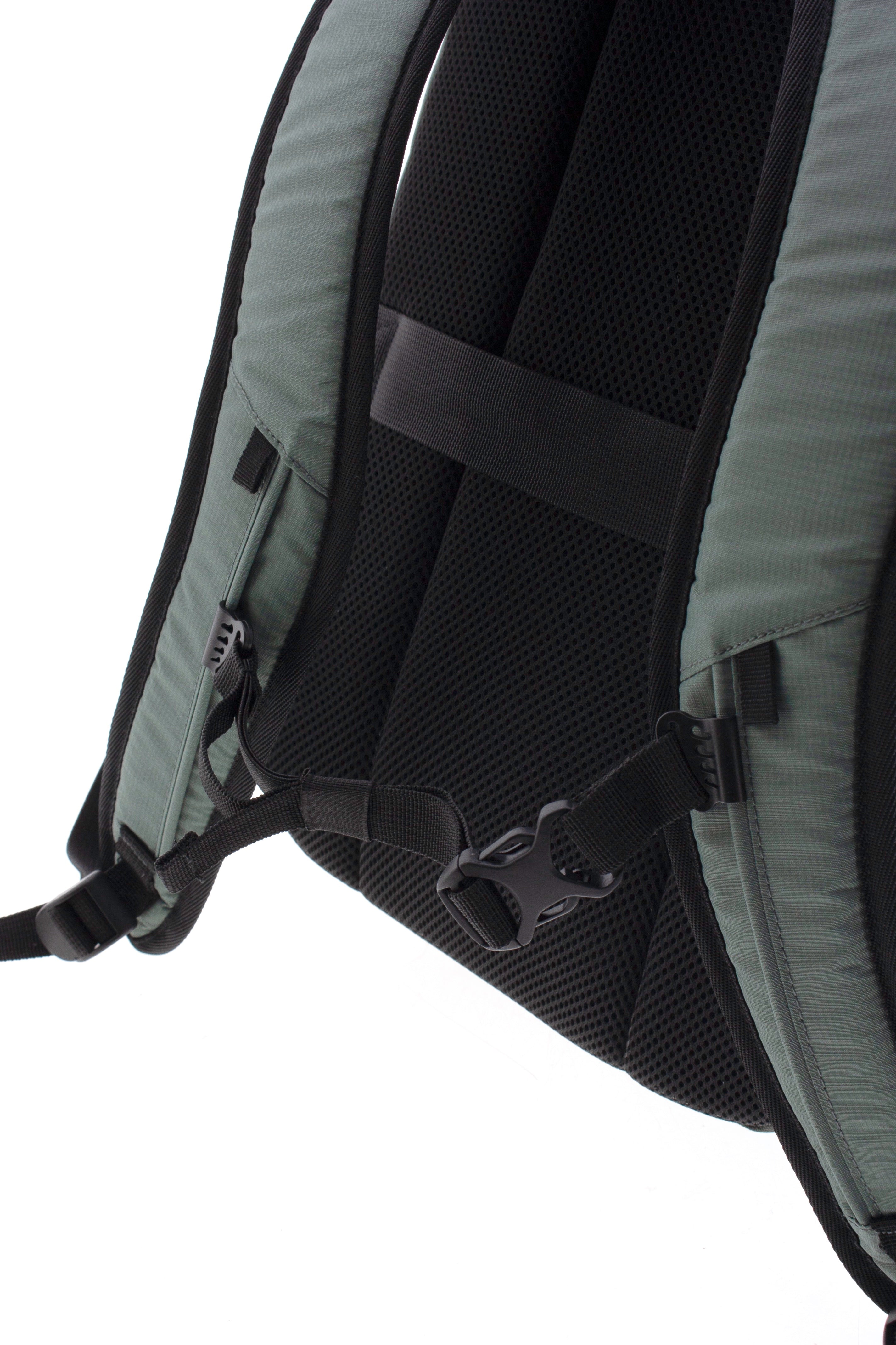 MOCHILA COMPARTIMENTO PORTATIL VUELING
