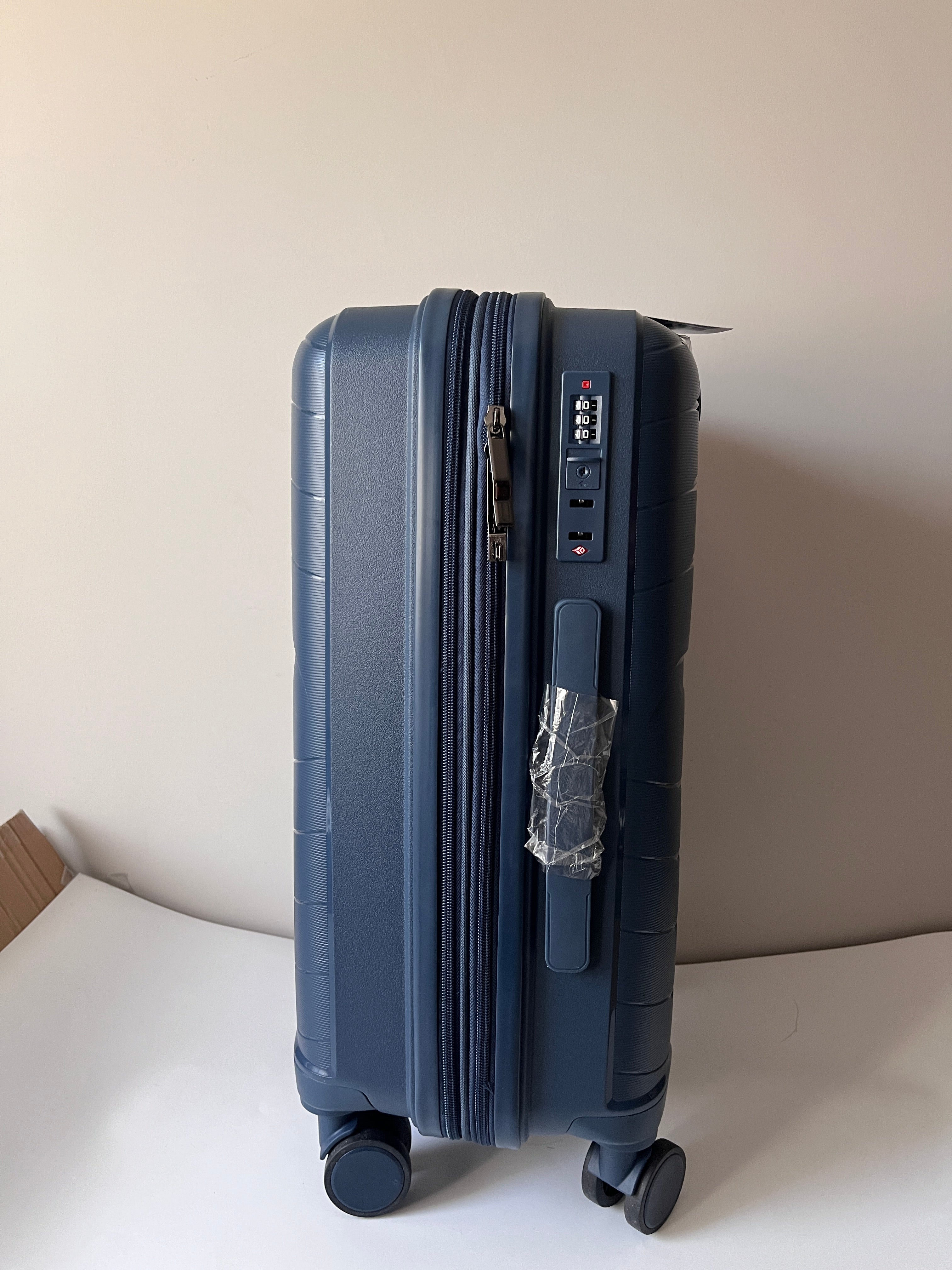 Maleta de viaje 12kg expansible Onyx