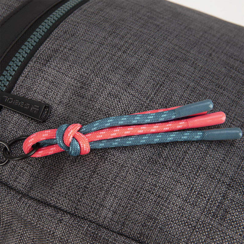 Bolso Mochila Gabol Shani Gris: Poliéster Resistente, Organizador Interno para Mujer