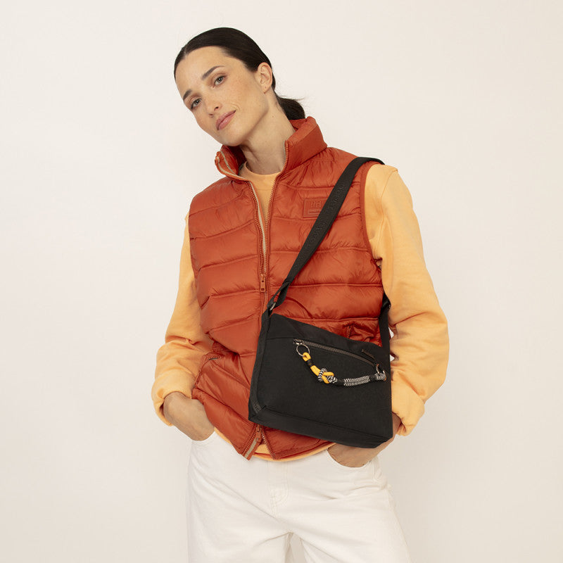 https://gabol.com/20651-large_default/bolso-pequeno-aisha.jpg