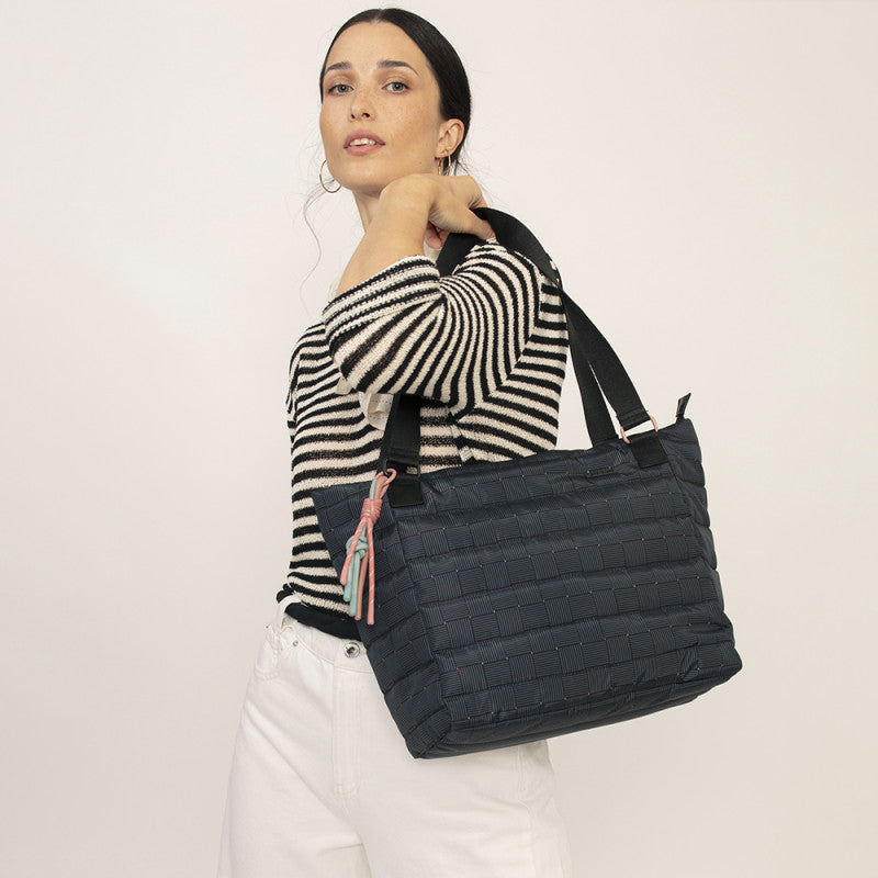 https://gabol.com/20609-large_default/bolso-shopper-hanae.jpg