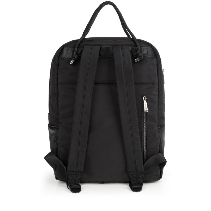 Mochila Ingrid Gabol Impermeable Negra: Nylon Duradero, Anti-PVC, Organizador Interno